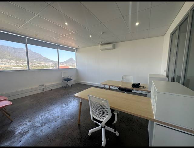 920M² OFFICE TO LET IN PAARDEN EILAND